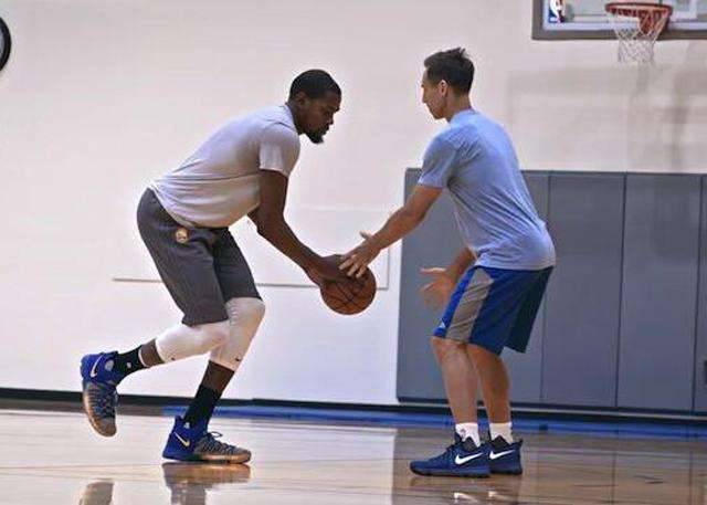 退出比赛的 退出比赛的