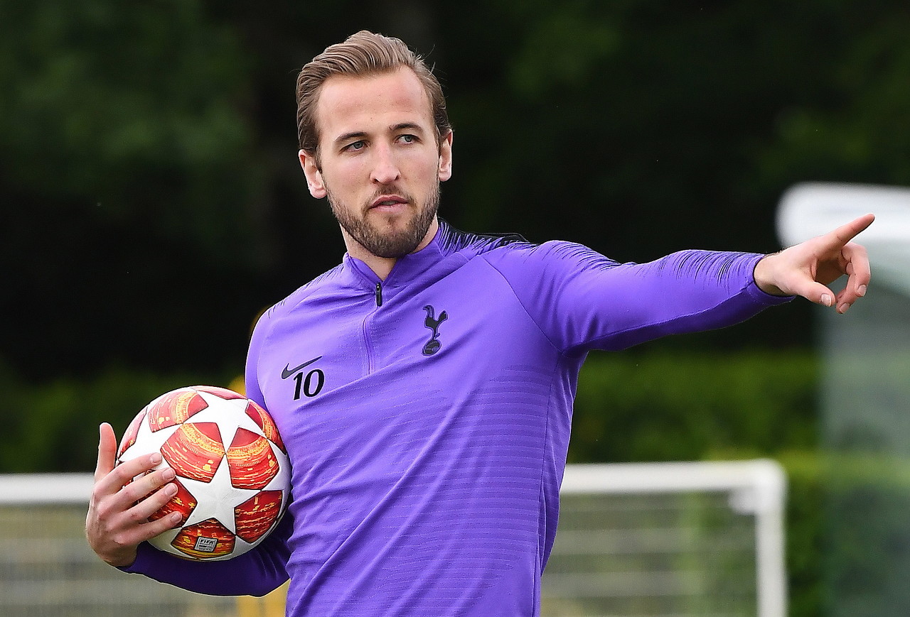 刻频频以头 刻频频以头