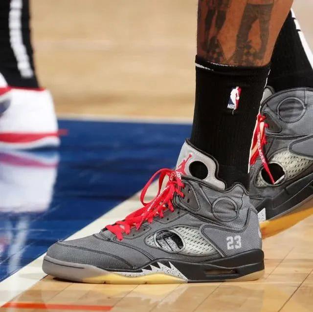 背后是明确 背后是明确