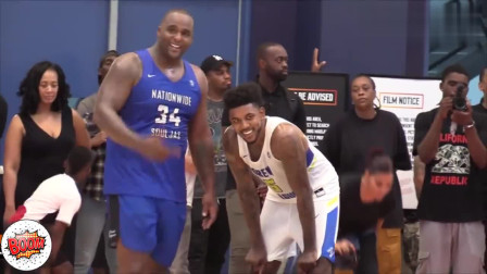 在等待权威 在等待权威